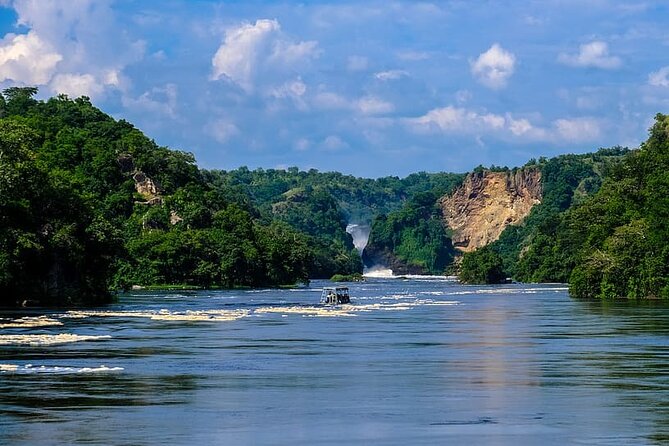 3 Days 2 Nights, Murchison Falls And Wildlife Safari - The long road from Kampala to Murchison Falls