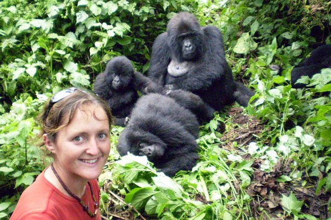 3 days Uganda Gorilla safari tour with relaxation on Lake Bunyonyi - What the $1,676.93 price really covers