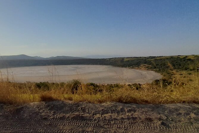 5 days best wildlife experience in Uganda - Day 4 afternoon: Hippos and crocodiles on the Kazinga Channel