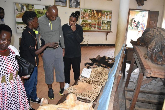Entebbe Eco Tour - Full Day - What the guide and private vehicle add