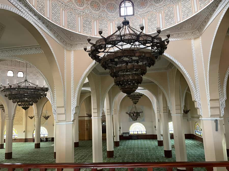 Kampala: Guided City Walking Tour with Gadaffi Mosque - Bagala Craft Village for art and souvenirs