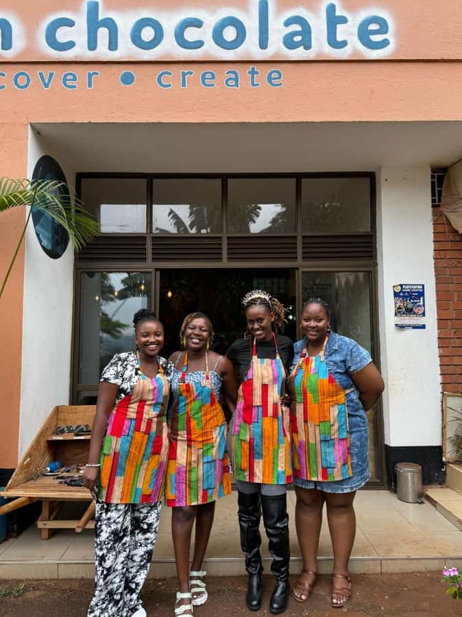 Kampala: Hands-On Chocolate Making Experience - Making the spicy Aztec chocolate drink