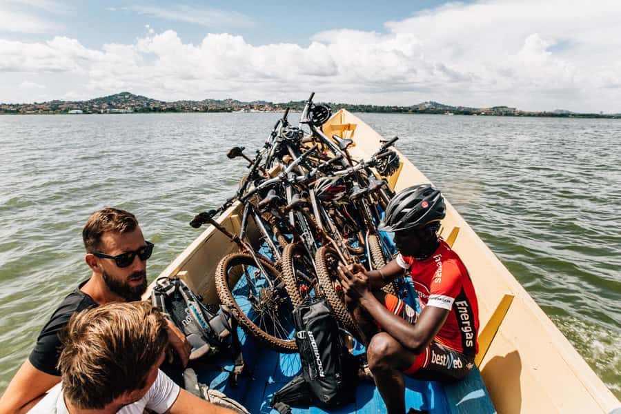 Kampala: Lake Victoria Island Cycling Tour - Why the guide matters on this route