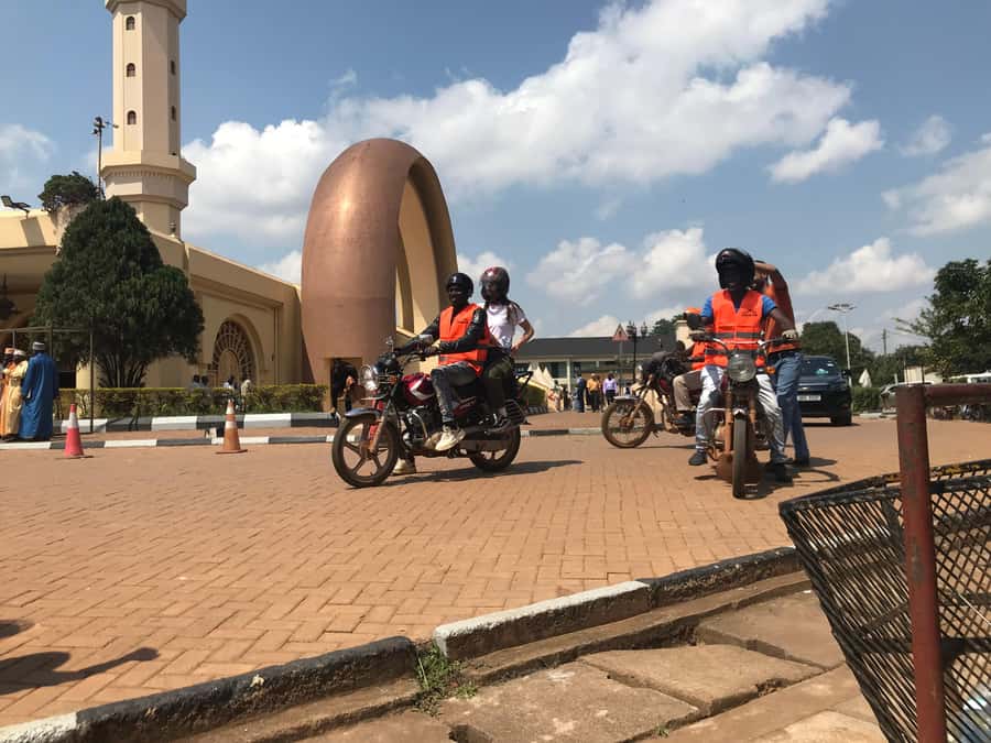 KAMPALA MOTOR BIKE TOURS (boda boda tours) - Katanga, a neighborhood walk with a serious edge