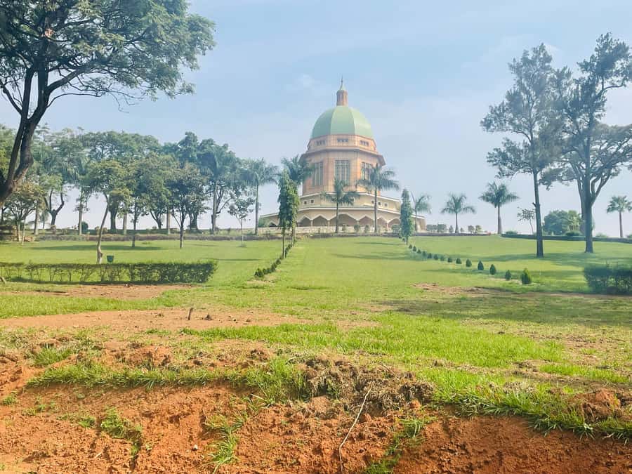 Kampala: Private Guided City Tour with vehicle Transfers - Gaddafi Mosque and the view from Old Kampala Hill