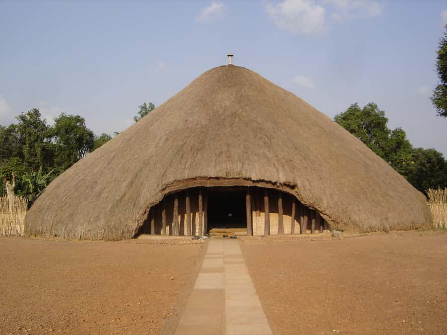 Kampala: Private Guided City Tour with vehicle Transfers - Lunch and the value of private transport