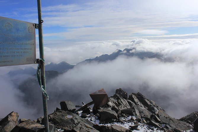 Mountain Rwenzori Trekking Uganda 9 Day Safari - Freshfield Pass and the Kabamba Valley