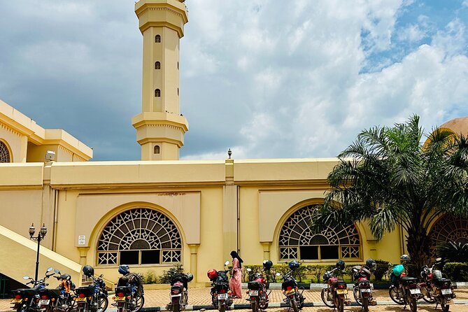 Safe Motorbike Tour in Kampala (Boda Boda Tour) - Reading Uganda’s story through its monuments